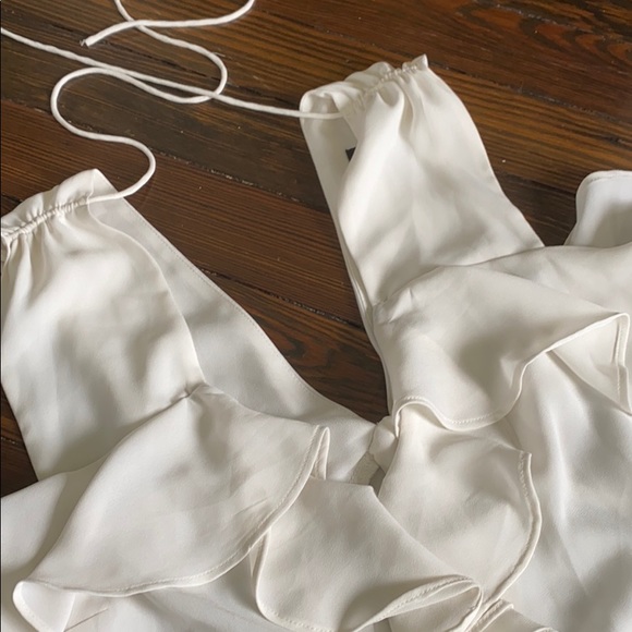 Express White Ruffle Top (XS) - Picture 2 of 4